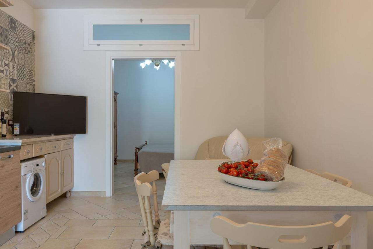 Appartamento Ortensia In Villa Mariella Остуні Екстер'єр фото