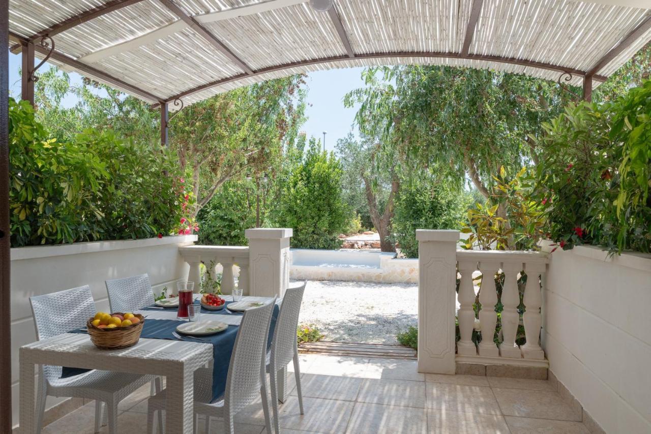 Appartamento Ortensia In Villa Mariella Остуні Екстер'єр фото