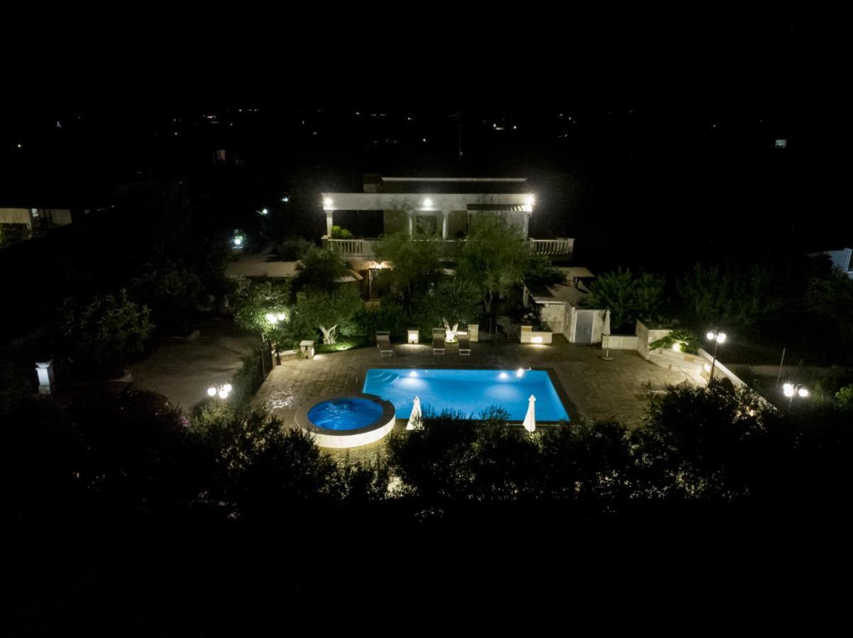 Appartamento Ortensia In Villa Mariella Остуні Екстер'єр фото